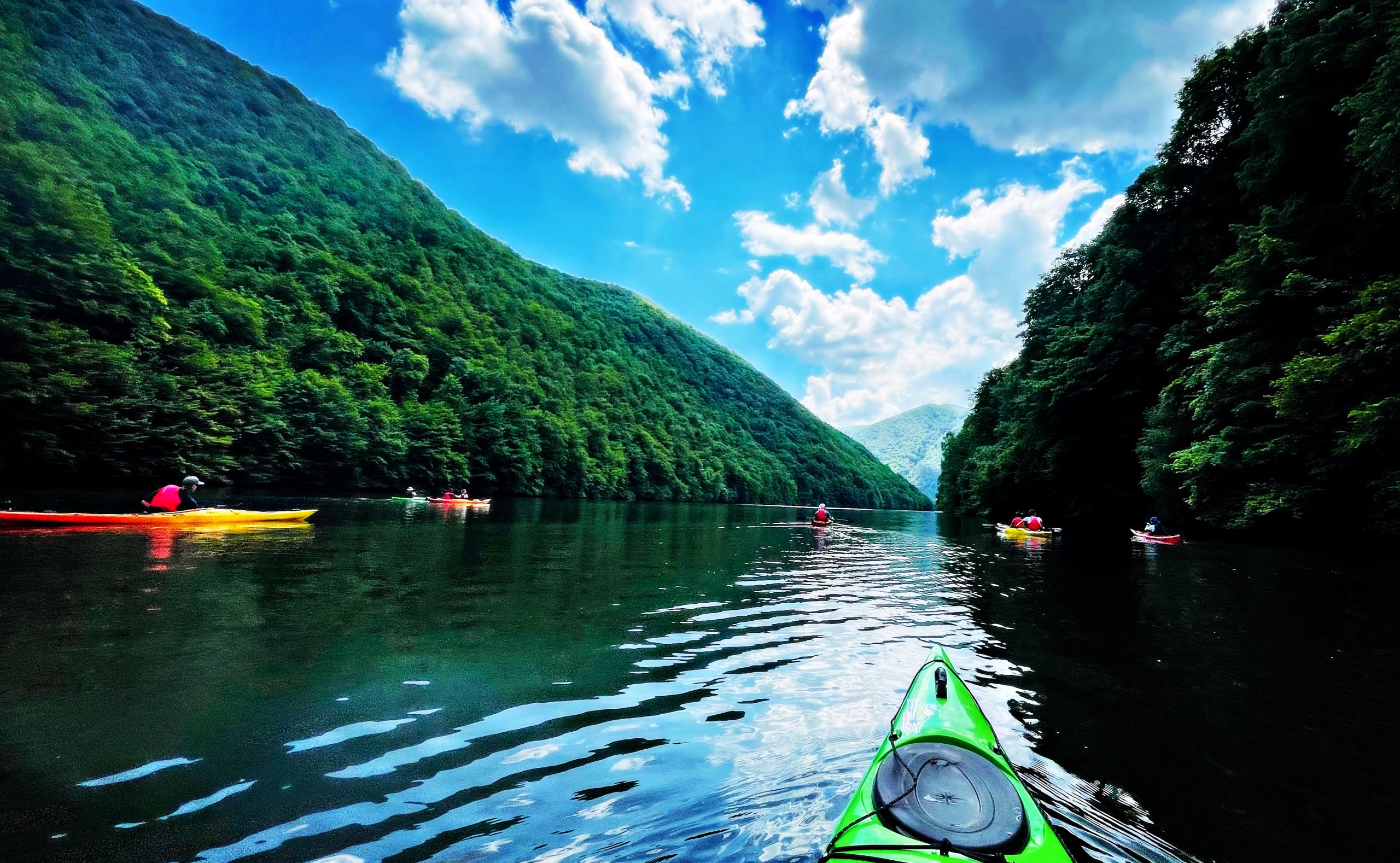 Lake Tarnita